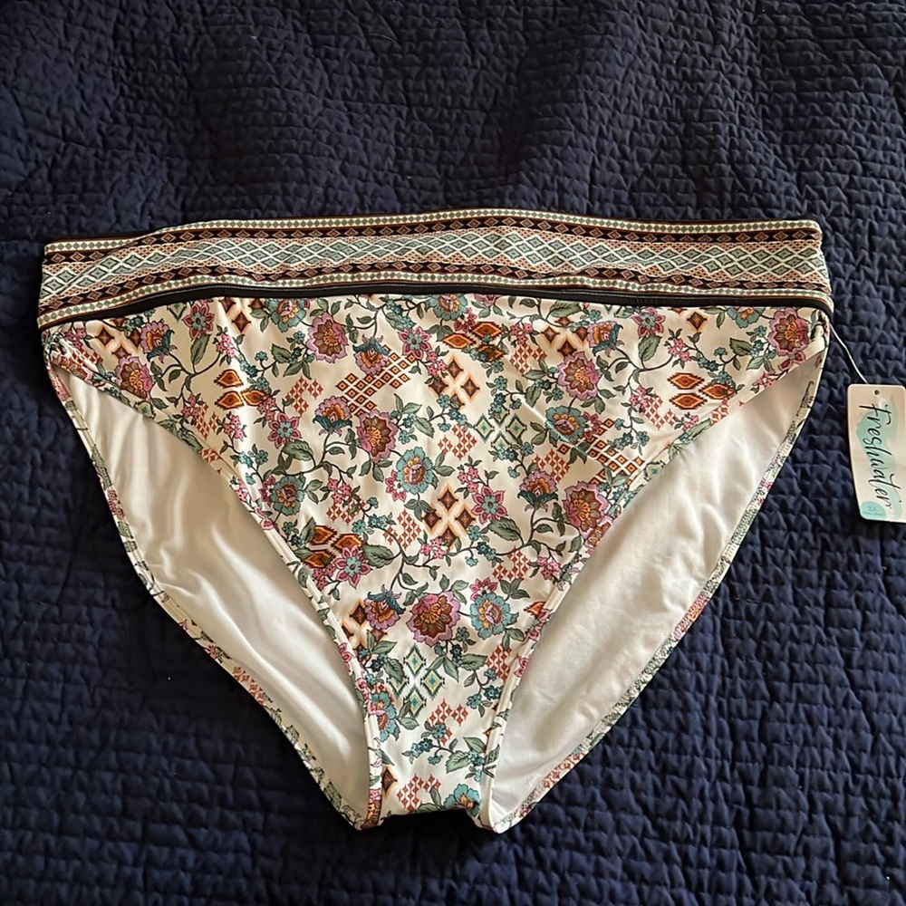 Freshwater Womens plus swimsuit bottoms